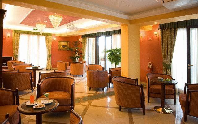 Agostiniana Hotel Santa Teresa Di Riva Luaran gambar